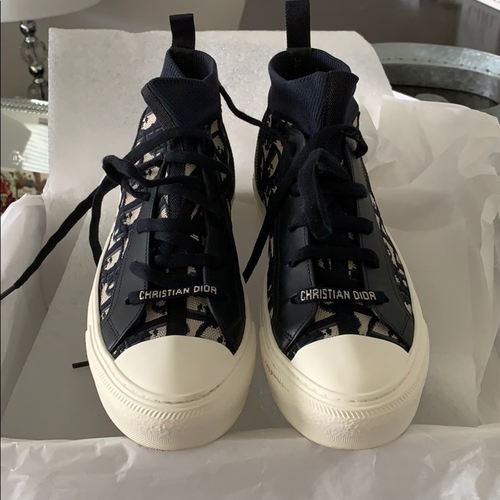 Women’s Dior sneakers